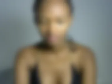 pretty_queennie photo 2