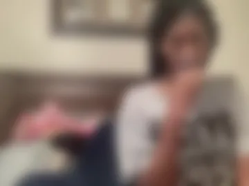 prettyfacefemale photo 2