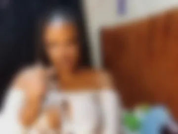 prettynyra photo 3