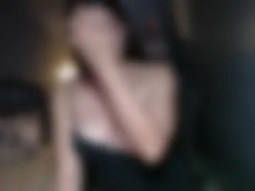 prettypetiteashley photo 2