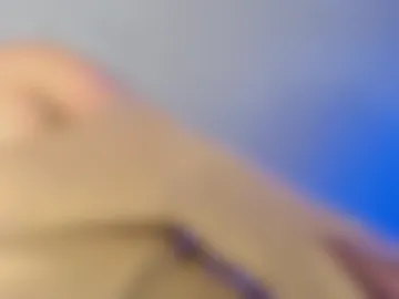 public_slut_cam photo 9