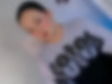 public_slut_cam photo 8