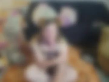 puppygirllovestobeg live webcam preview