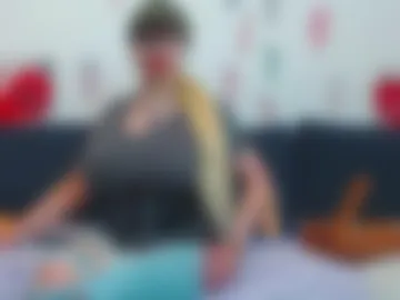 pure_seduce_wow webcam preview