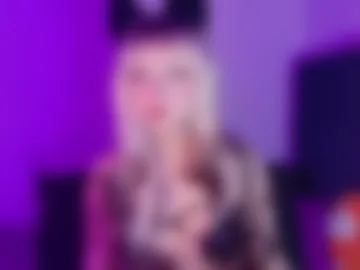 purplelilith3 photo 5