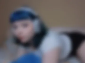 pussim0nstr webcam preview