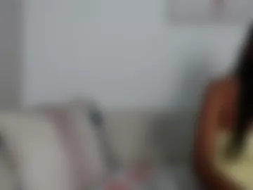 queen_adhara webcam preview