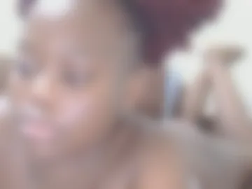 queen_poppy webcam preview