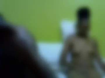 queen_riziki live webcam preview