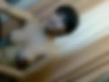 queena10 photo 2
