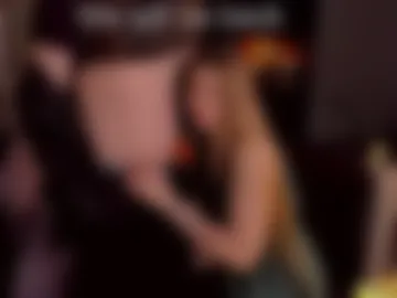 queenafina webcam preview