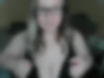 queenb9876 webcam preview