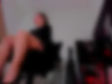 queencatsnow photo 2