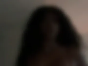 queendarksiren photo 2
