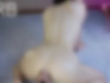 queeneliaa_ webcam preview