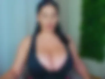 queenevamariaa photo 2