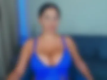 queenevamariaa photo 3