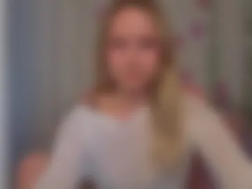 queenneee photo 3