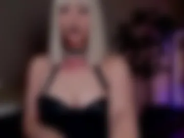 queensy_sins_x webcam preview