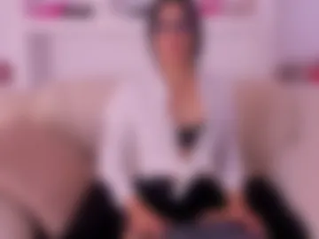 radiant_naomi photo 4