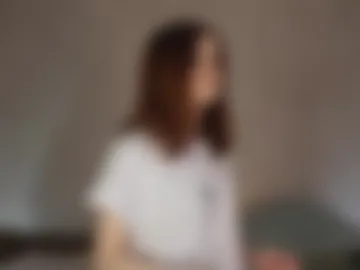 raelenesondag photo 4