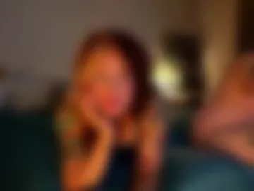 raineyandstormie webcam preview