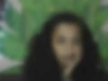 randomgirlonsofa photo 4