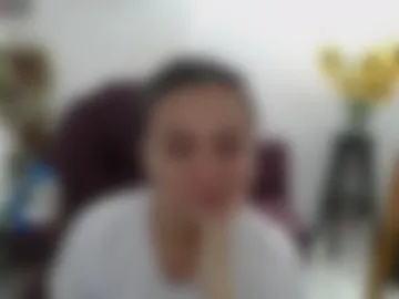 rebeca_milf webcam preview