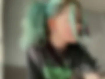 rebeccaniksoon live webcam preview