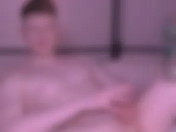 red_and_pussy photo 5