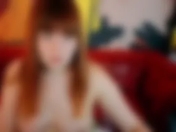 reddoll_ photo 3