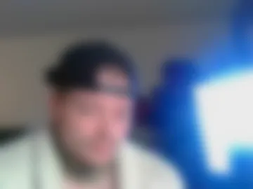 redinthebed webcam preview