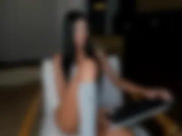 reichel_gray photo 4