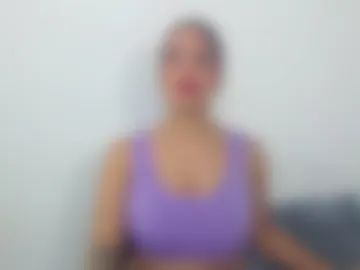 renatabrownn28 photo 2