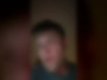 reneeeee3 photo 3