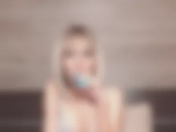 richellebrielle photo 2