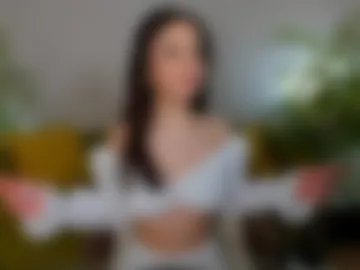 riddle_layla photo 2