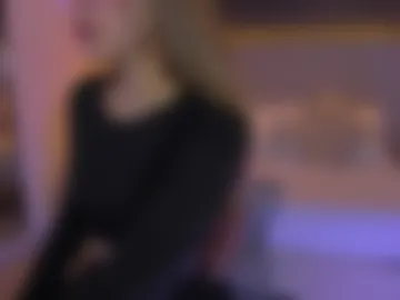 riley_sierra webcam preview