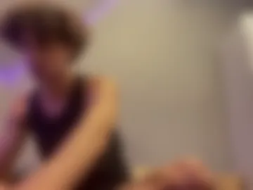 roma_shyguy_ live webcam preview