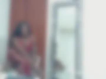 rose_valentiine live webcam preview