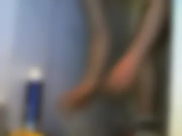rosesandass live webcam preview
