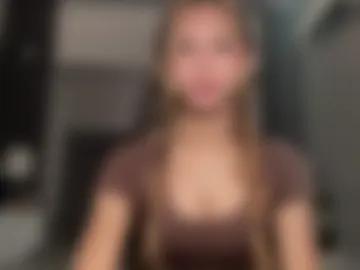 roxie_walton69x photo 3