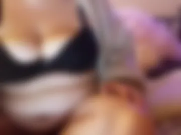 roxiejamesss photo 3