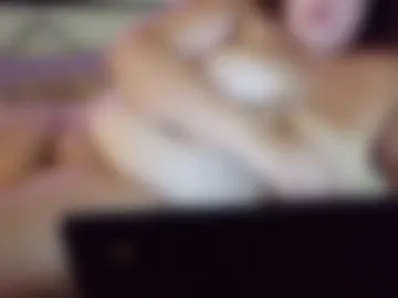 roxiejamesss photo 4