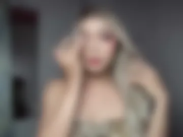 roxieroxieroxie photo 2