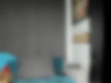 roxihazeleyes webcam preview