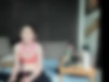 roxihazeleyes photo 4