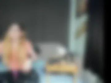 roxihazeleyes photo 2