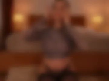 roxy_blue_eyed_ photo 5