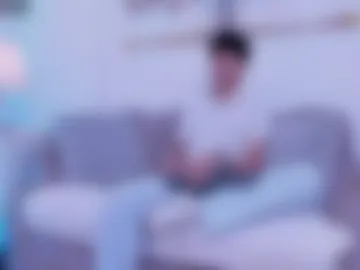 santy_carrington photo 3